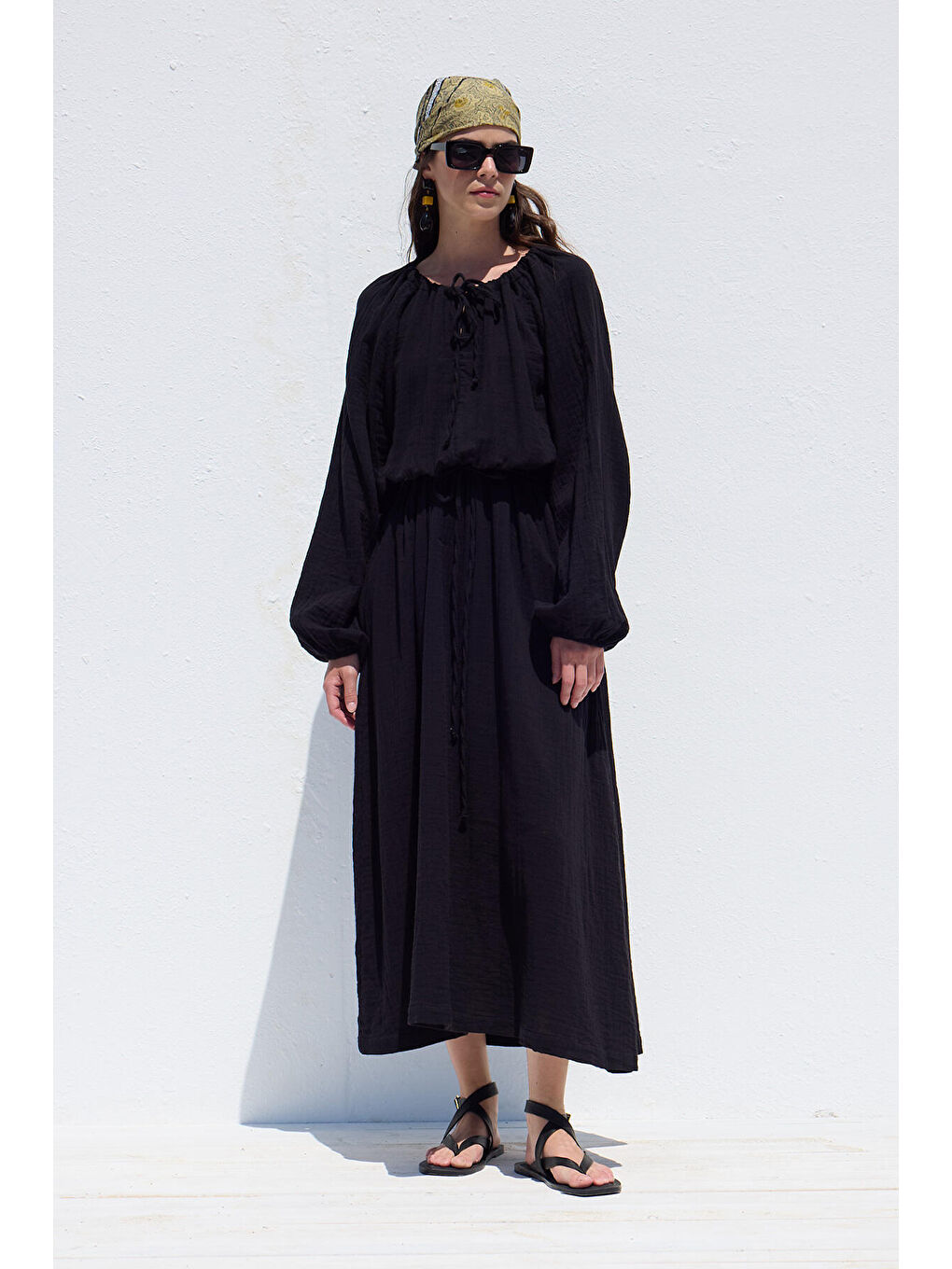 Bağlama Detaylı Muslin Elbise Siyah-6