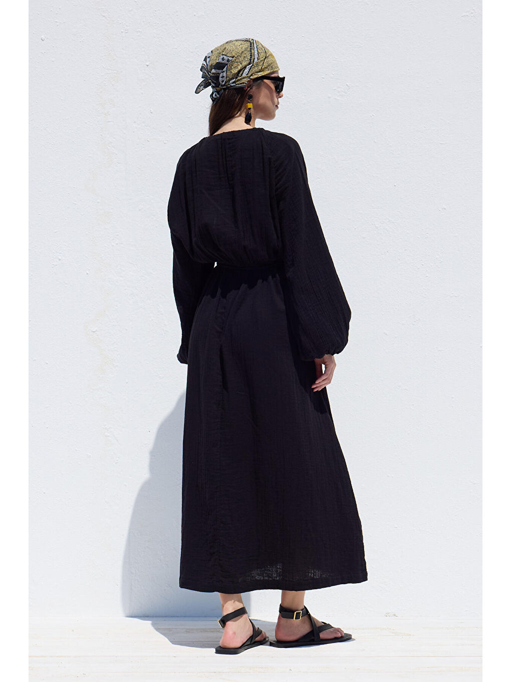 Bağlama Detaylı Muslin Elbise Siyah-7