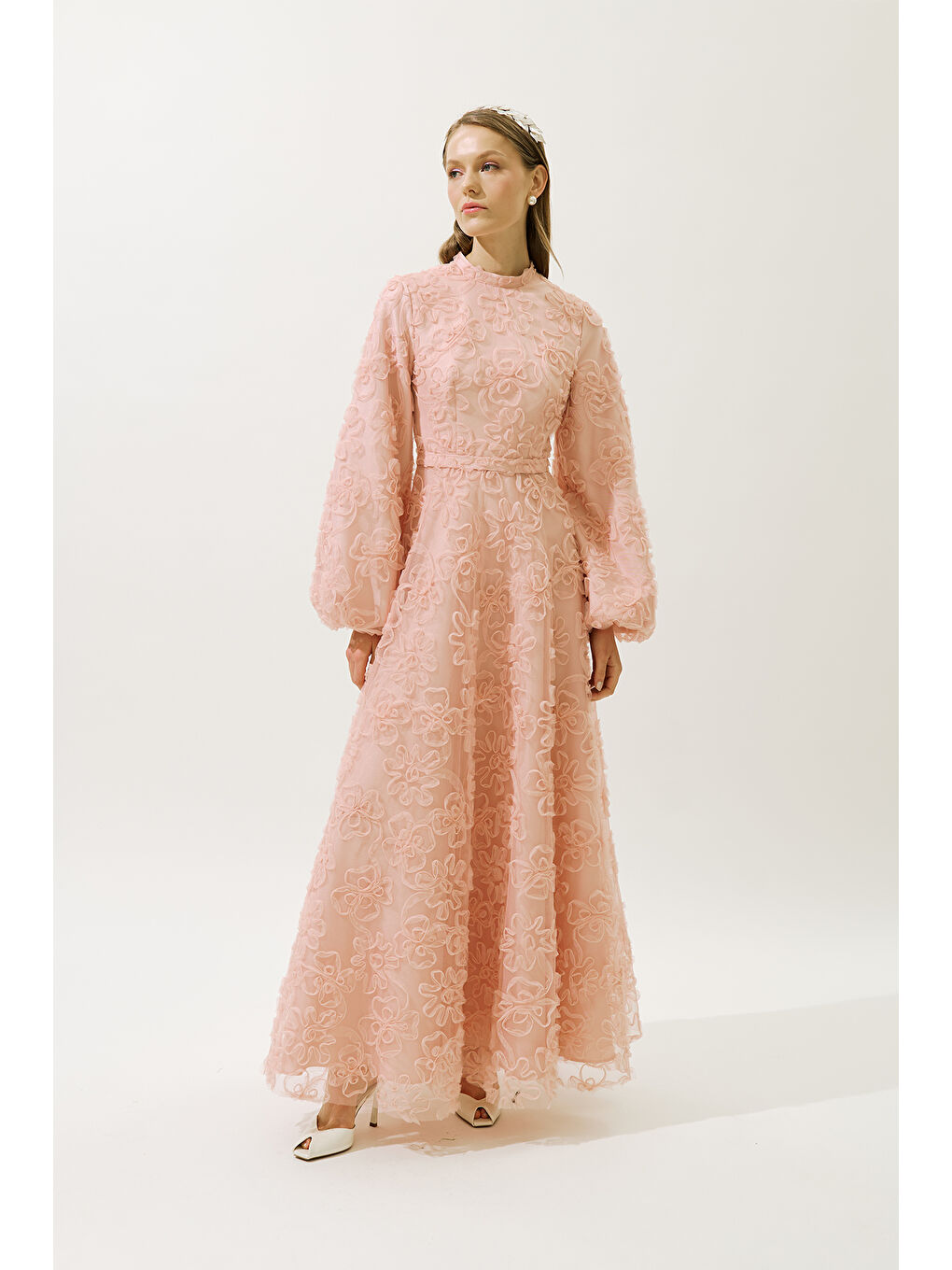 Pembe Kabarık Çiçekli Uzun Kol Abiye Elbise Pudra-3