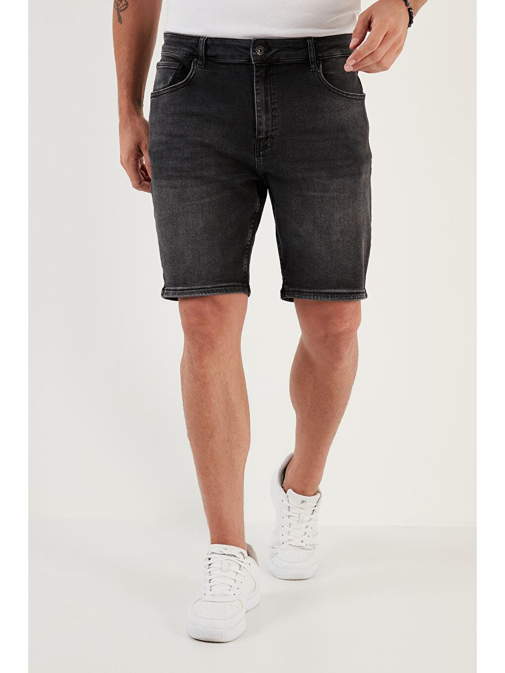 Buratti Siyah Pamuklu Normal Bel Slim Fit Jean Short 4501M12IBIZA - 1