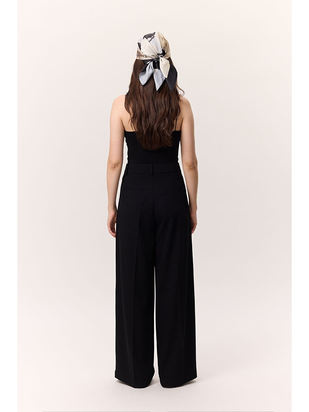 Dökümlü Pileli Pantolon Siyah-6