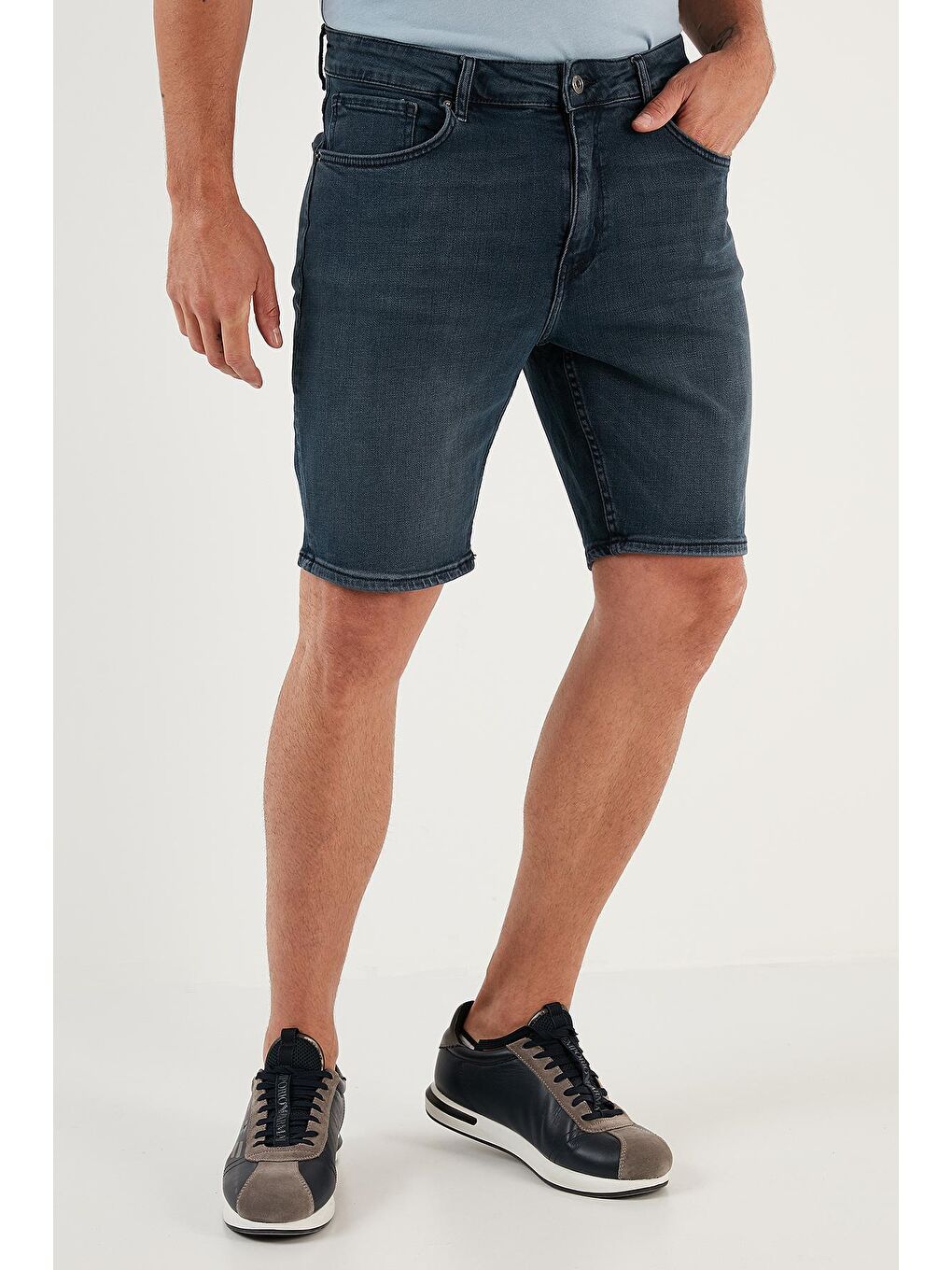Mavi Pamuklu Normal Bel Slim Fit Jean Şort 4501M11IBIZA