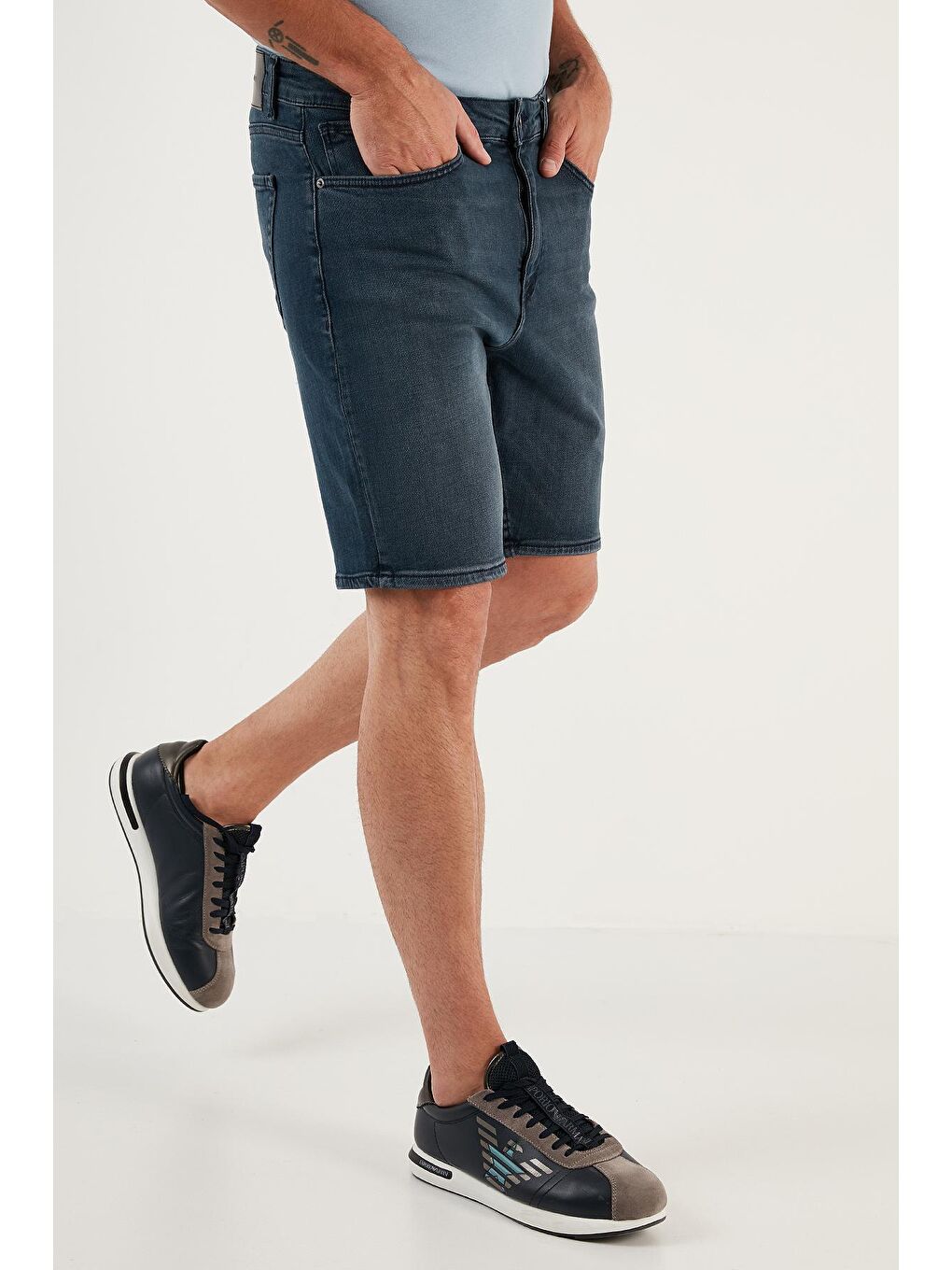 Mavi Pamuklu Normal Bel Slim Fit Jean Şort 4501M11IBIZA-1