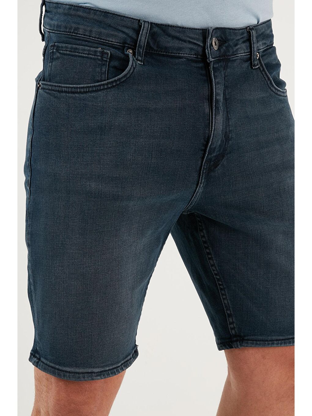 Mavi Pamuklu Normal Bel Slim Fit Jean Şort 4501M11IBIZA-2