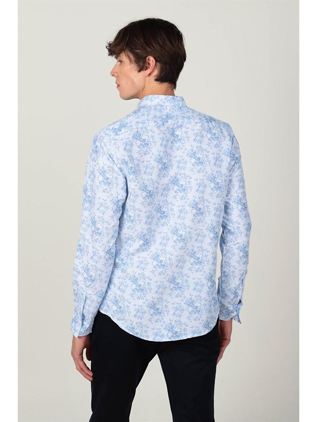 Beyaz Slim Fit Uzun Kol Baskılı Desenli Yaka Düğmeli Erkek Gömlek-3