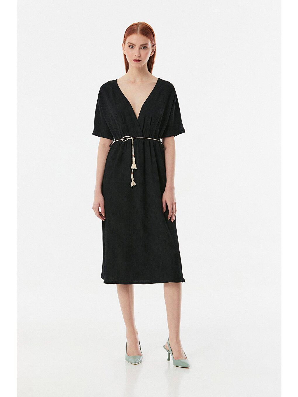 Siyah Bürümcük Kumaş İp Kemerli Elbise