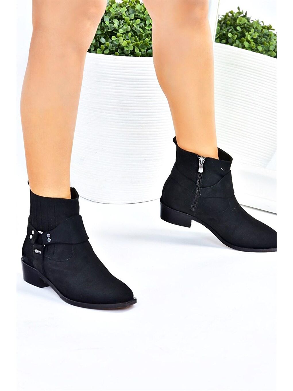 L2520325 Siyah Kadın Bot-1