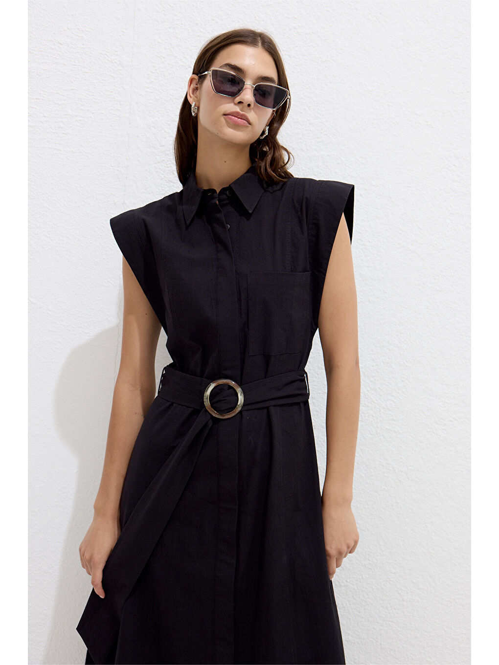 Pamuklu Kemer Detaylı Elbise Siyah-1