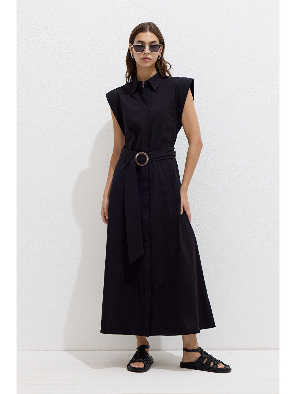 Pamuklu Kemer Detaylı Elbise Siyah-3