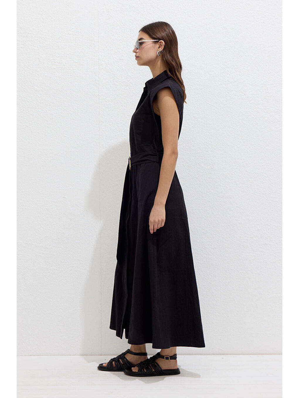 Pamuklu Kemer Detaylı Elbise Siyah-4