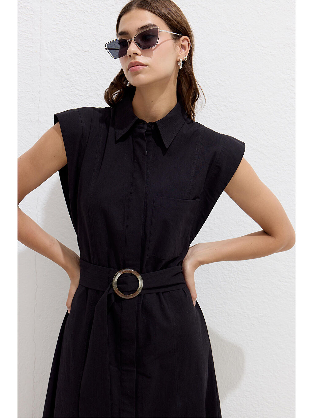 Pamuklu Kemer Detaylı Elbise Siyah-6