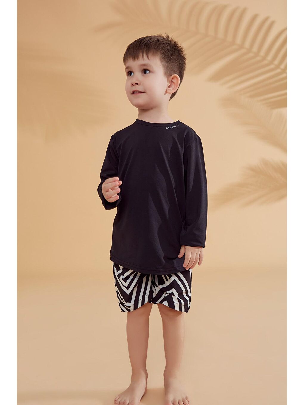 Siyah Çizgili Erkek Çocuk Şort B2361