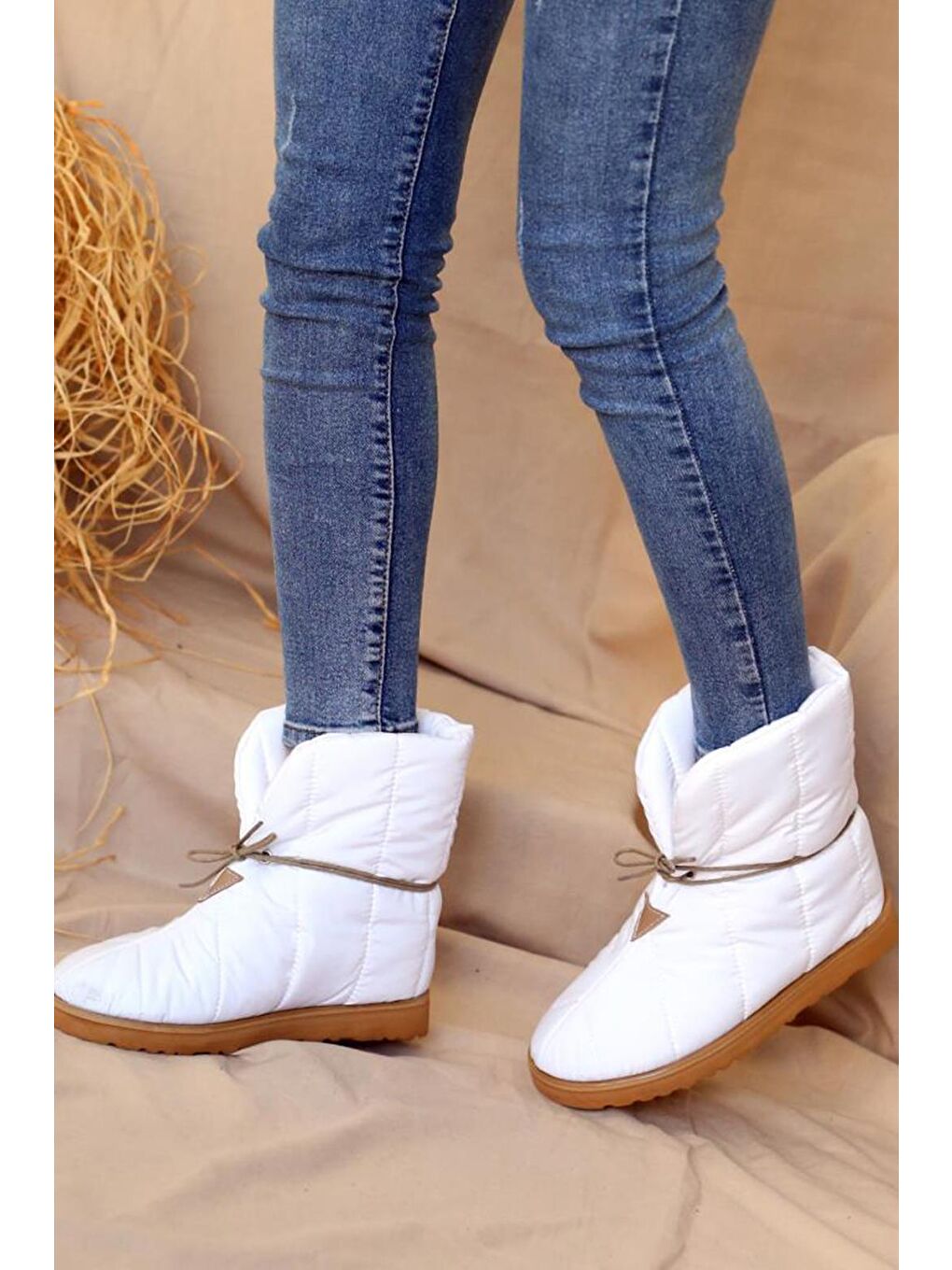 Beyaz Paraşüt Kumaş Kadın Bot & Bootie 001-159-21-2
