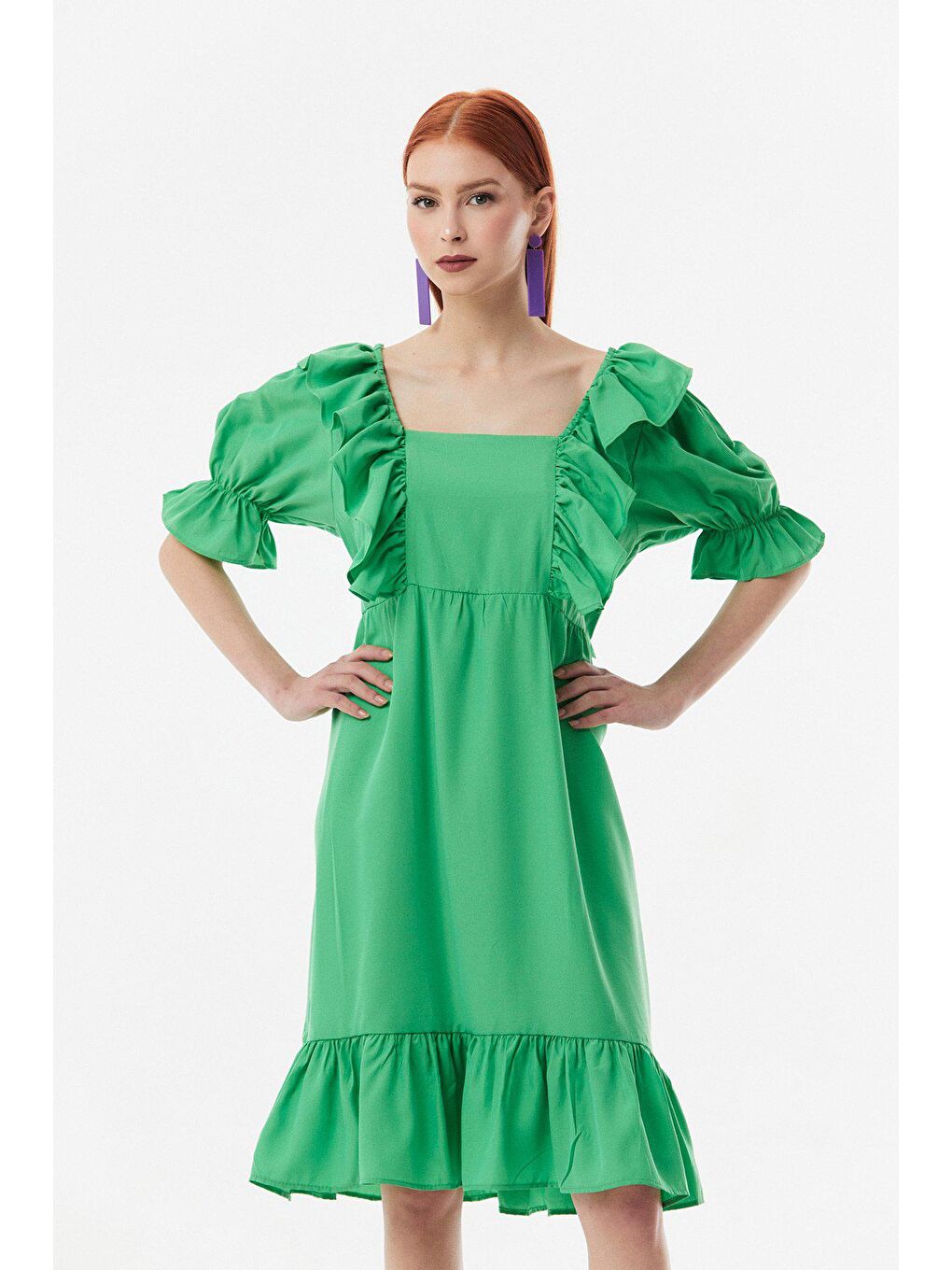 Yeşil Kolları ve Etek Uçları Fırfırlı Bağlamalı Elbise-2