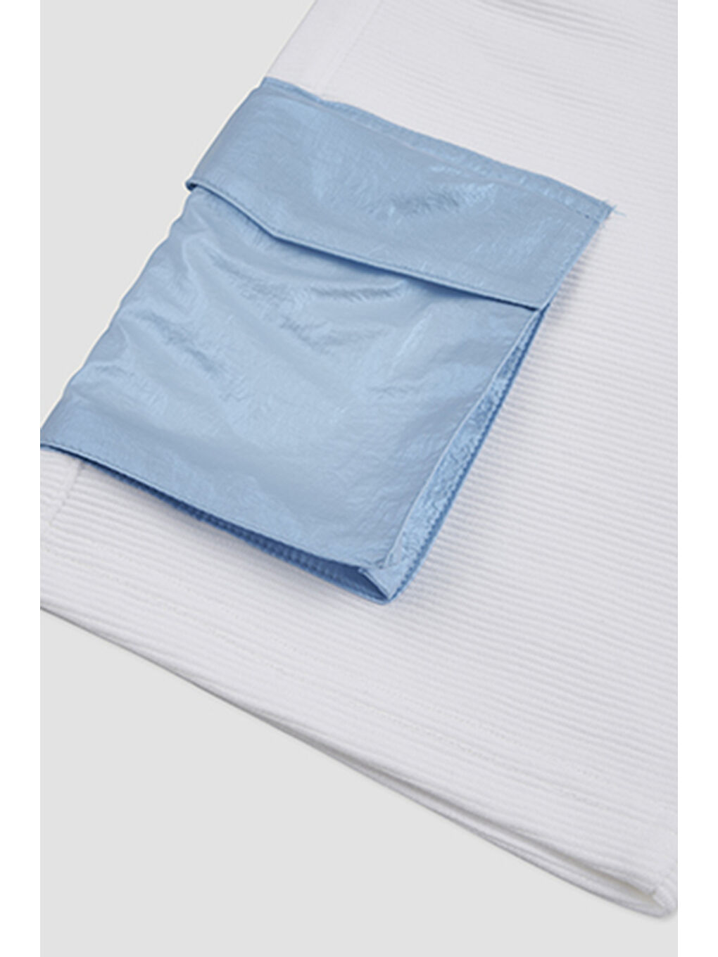 Erkek Çocuk Beyaz Örme Şort-2