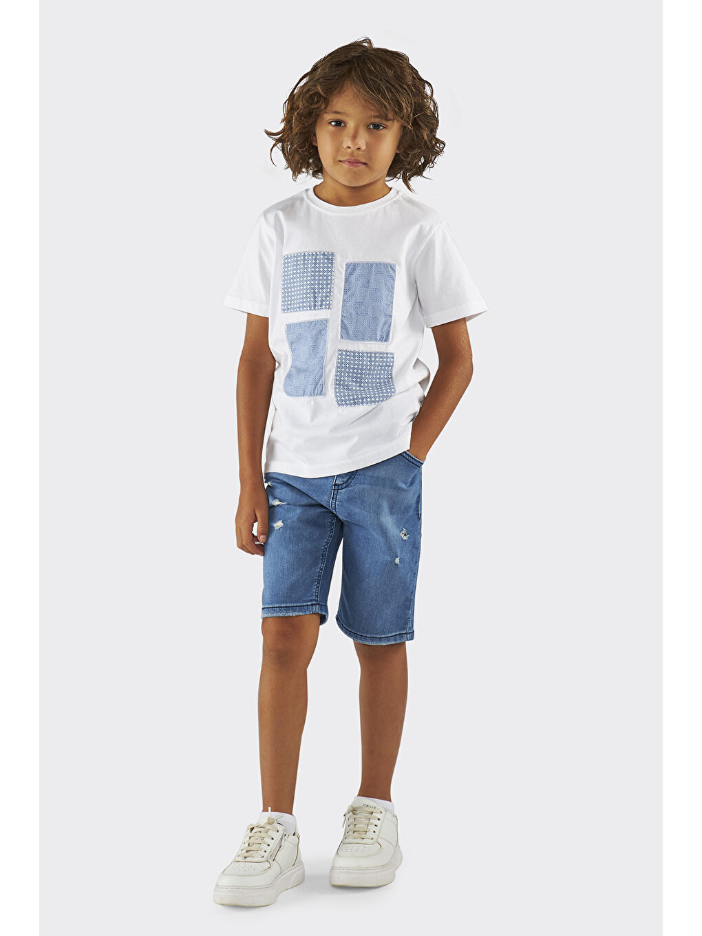 Erkek Çocuk Yıkamalı Lacivert Jean Şort