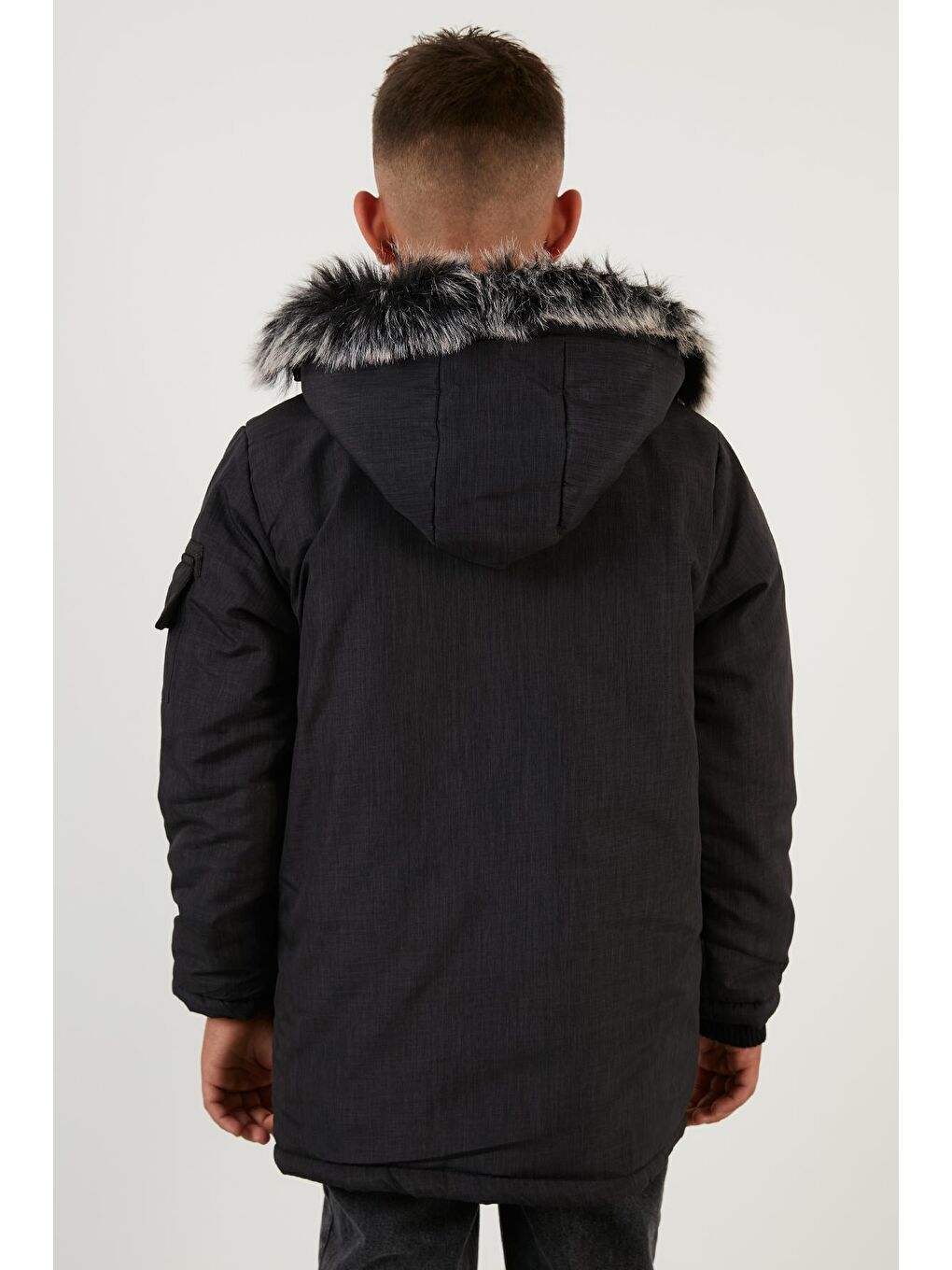 Siyah İçi Pelüş Astarlı Çıkarılabilir Kapüşonlu Cepli Kışlık Mont 5760019-4