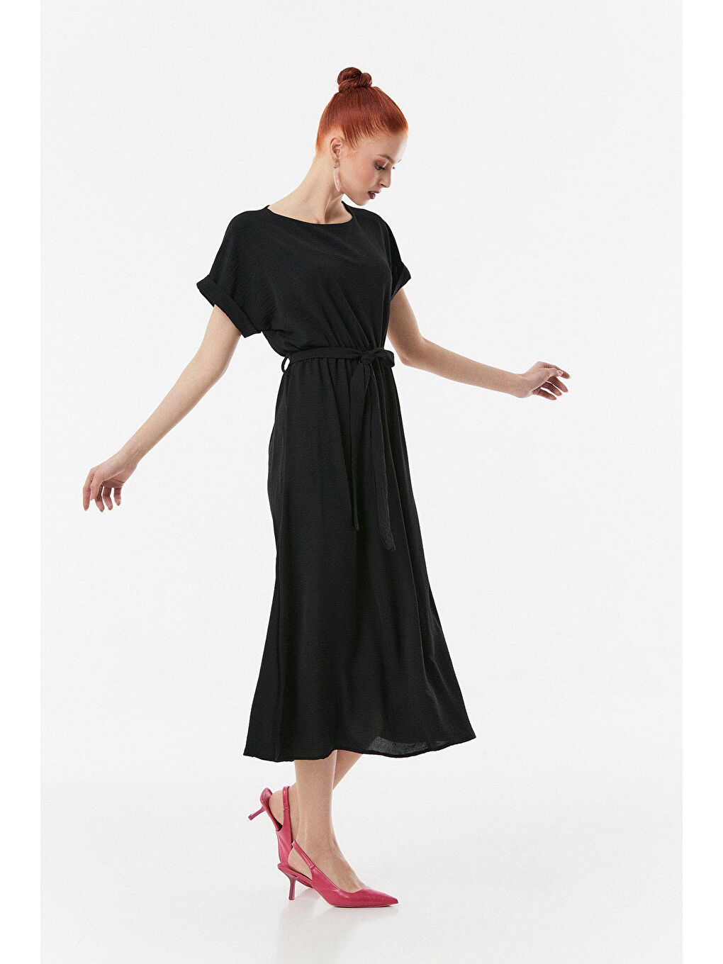 Siyah Beli Kuşaklı Duble Kol Ayrobin Kumaş Elbise-2