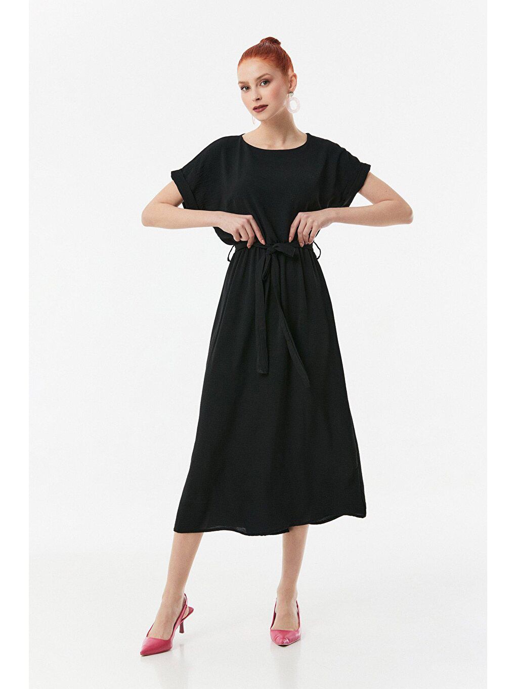 Siyah Beli Kuşaklı Duble Kol Ayrobin Kumaş Elbise-4