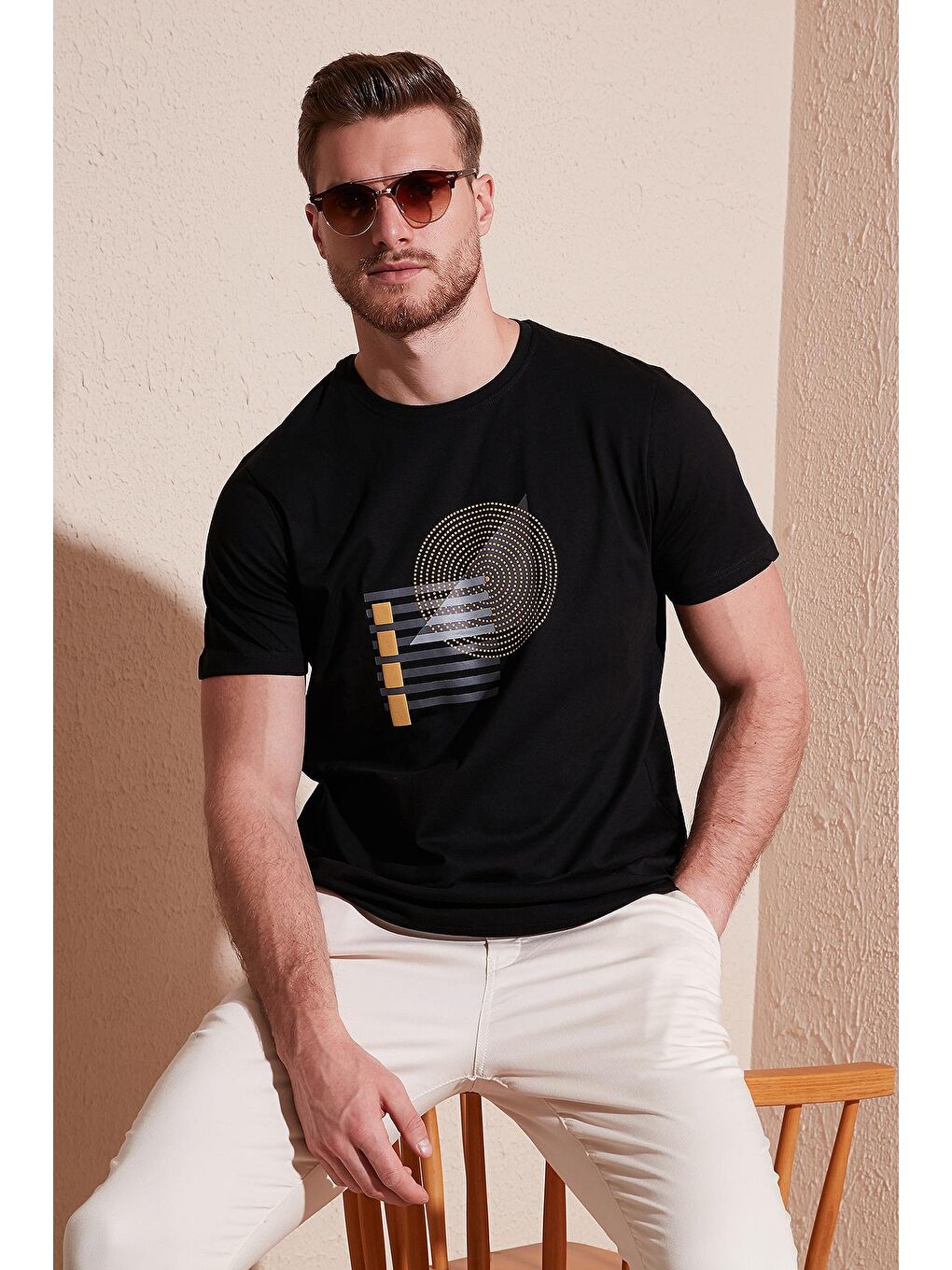 Siyah Baskılı Bisiklet Yaka %100 Pamuk Slim Fit Tişört 646B3810