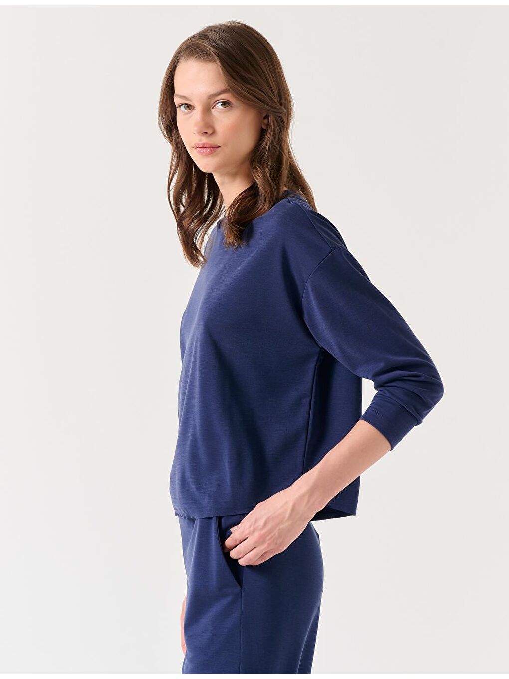 Lacivert Bisiklet Yaka Uzun Kollu Rahat Sweatshirt-1