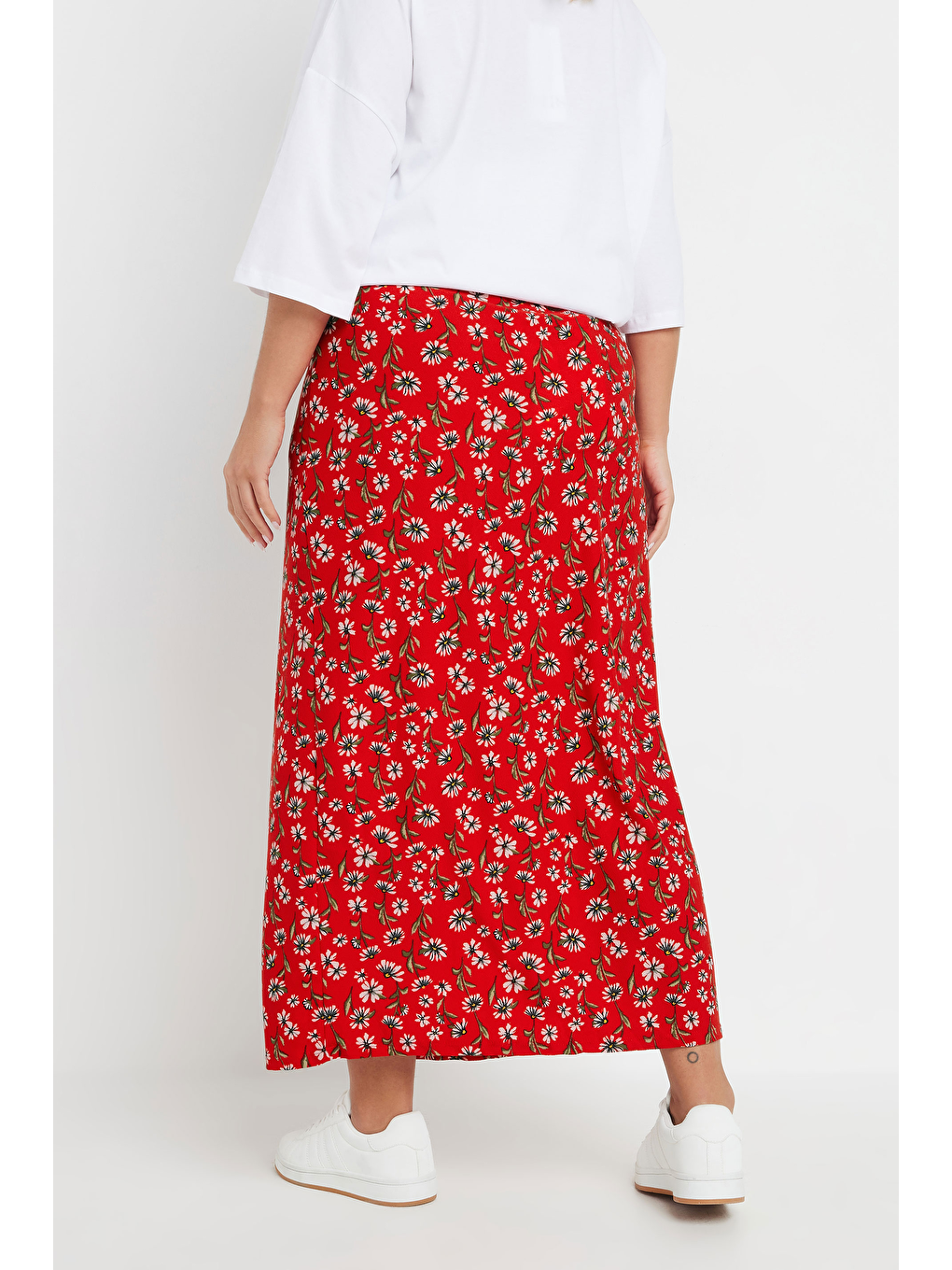 Kırmızı Büyük Beden Beli Lastikli Uzun Kesim Çiçek Desenli Cepsiz Etek 303898-3