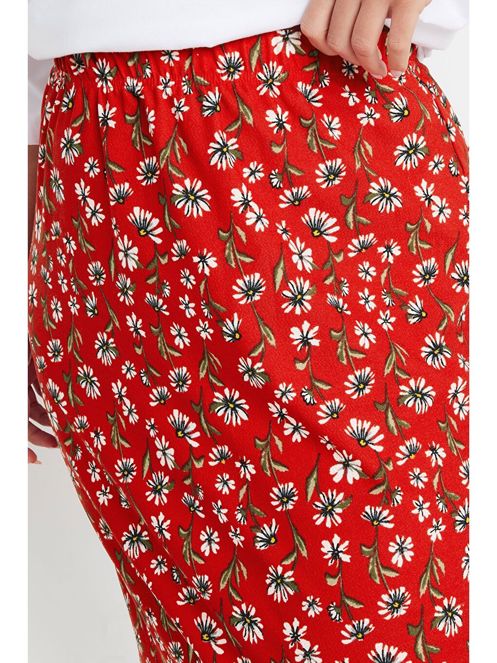 Kırmızı Büyük Beden Beli Lastikli Uzun Kesim Çiçek Desenli Cepsiz Etek 303898-4