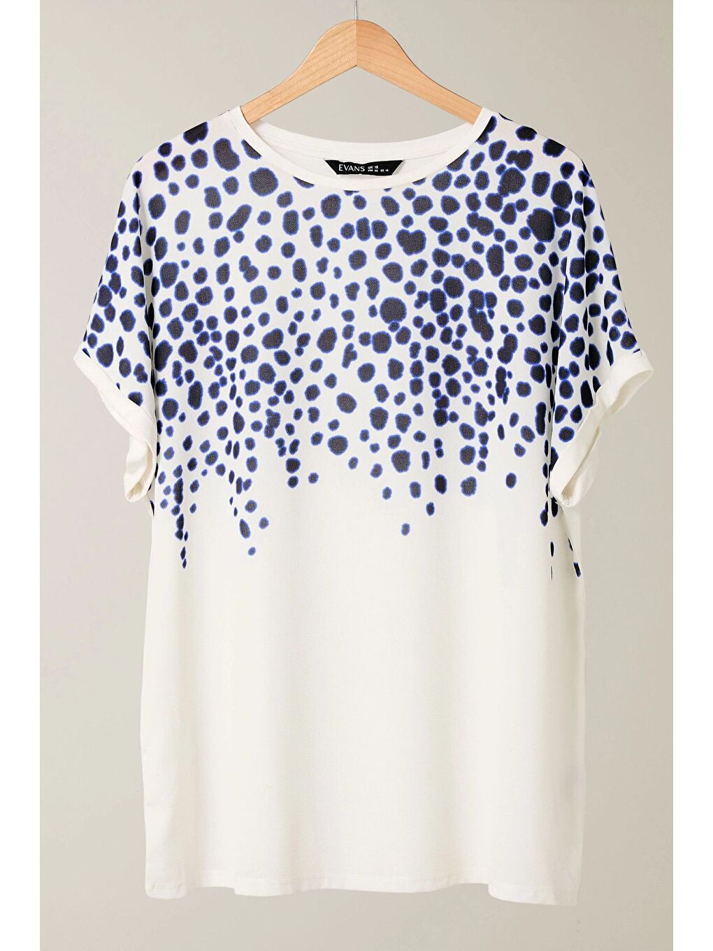 Beyaz Büyük Beden Bisiklet Yaka Kısa Kollu Çiçek Desenli Bluz 615860-7