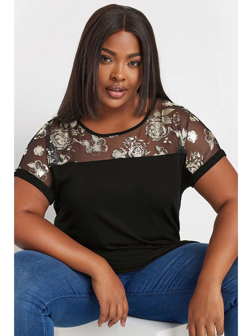 Siyah Büyük Beden Bisiklet Yaka Kısa Kollu Yakası Transparan Bluz 303428-1