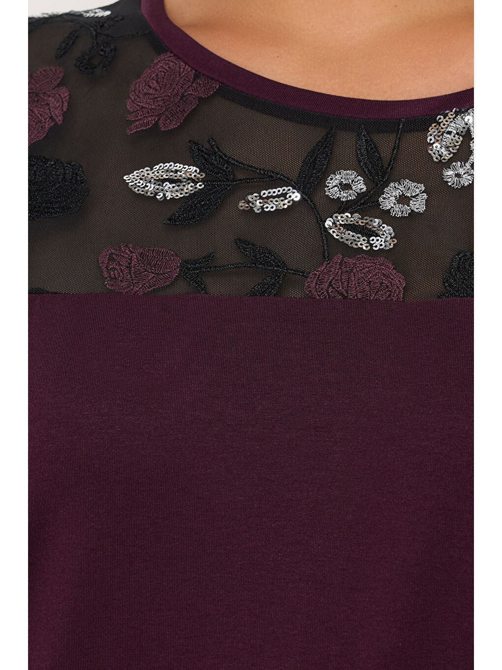 Bordo Büyük Beden Bisiklet Yaka Kısa Kollu Payet Detaylı Bluz 322209-4