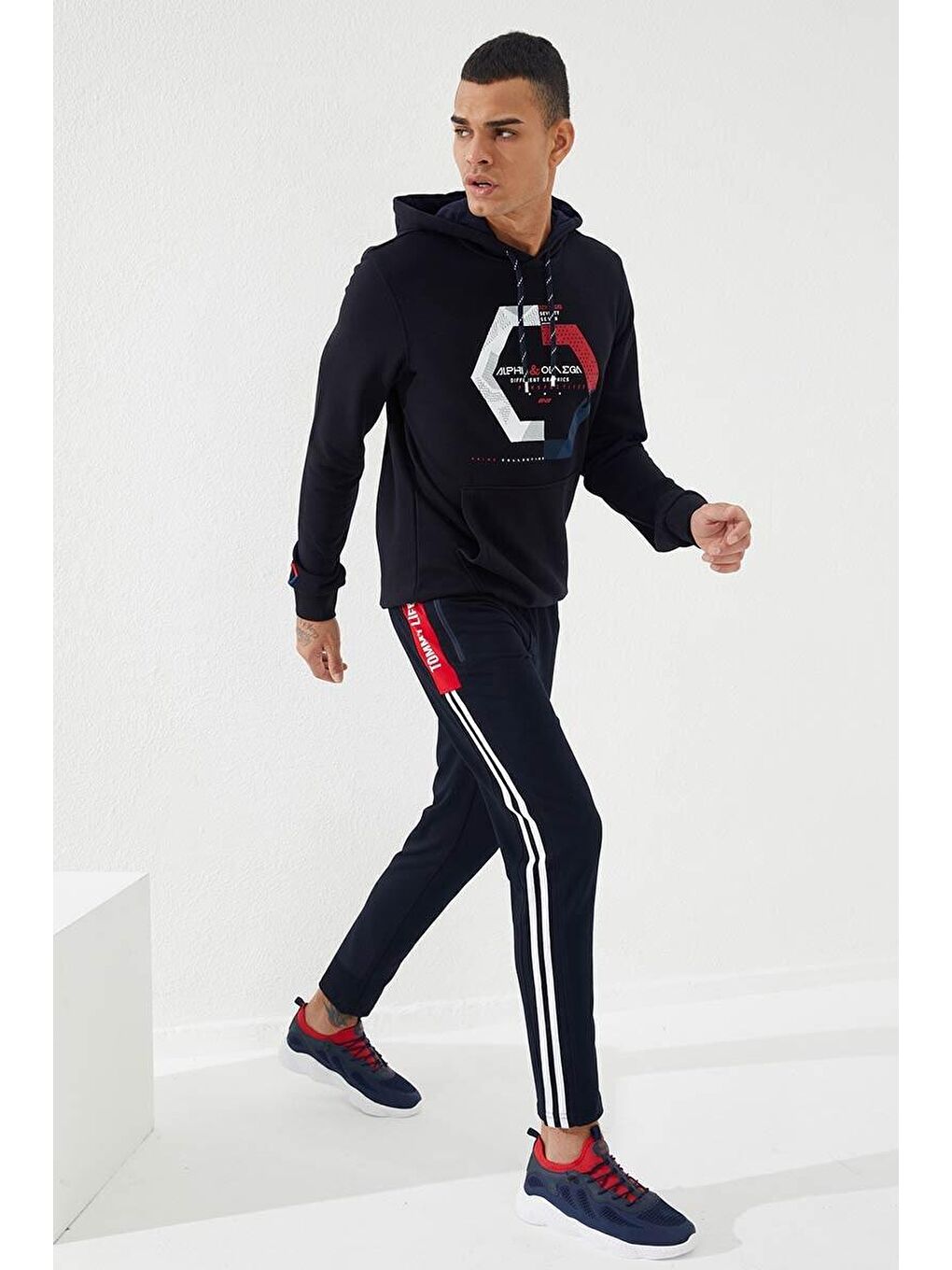 TOMMYLIFE Lacivert - Kırmızı Baskılı Çift Şeritli Slim Fit Jogger Erkek Eşofman Alt - 84780