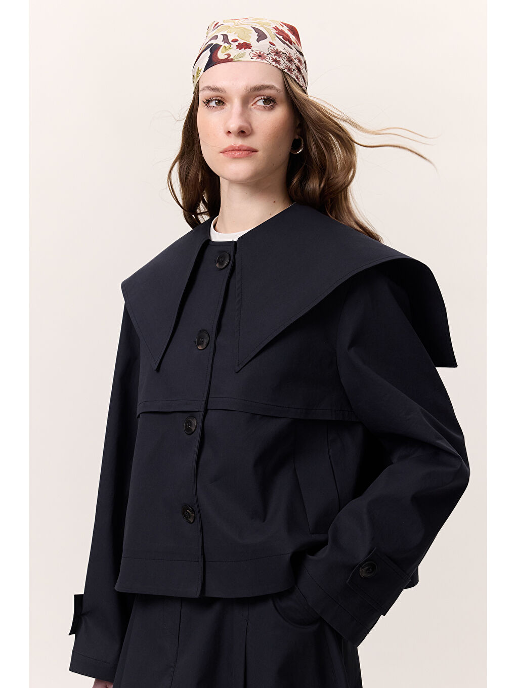 Geniş Yaka Gabardin Ceket Lacivert-2