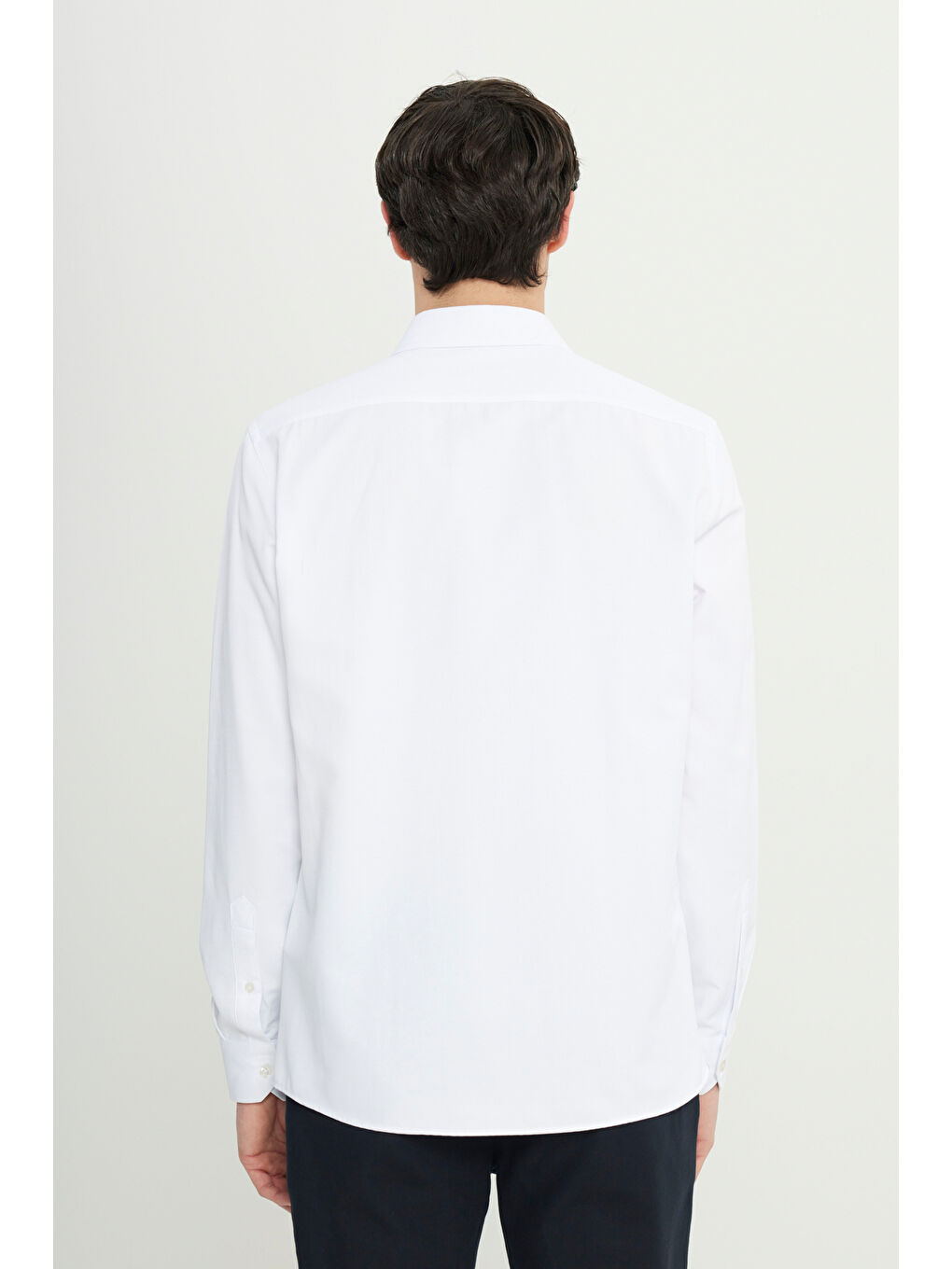 Erkek Beyaz Kolay Ütülenebilir Slim Fit Dar Kesim İtalyan Yaka Armürlü Basic Gömlek-5