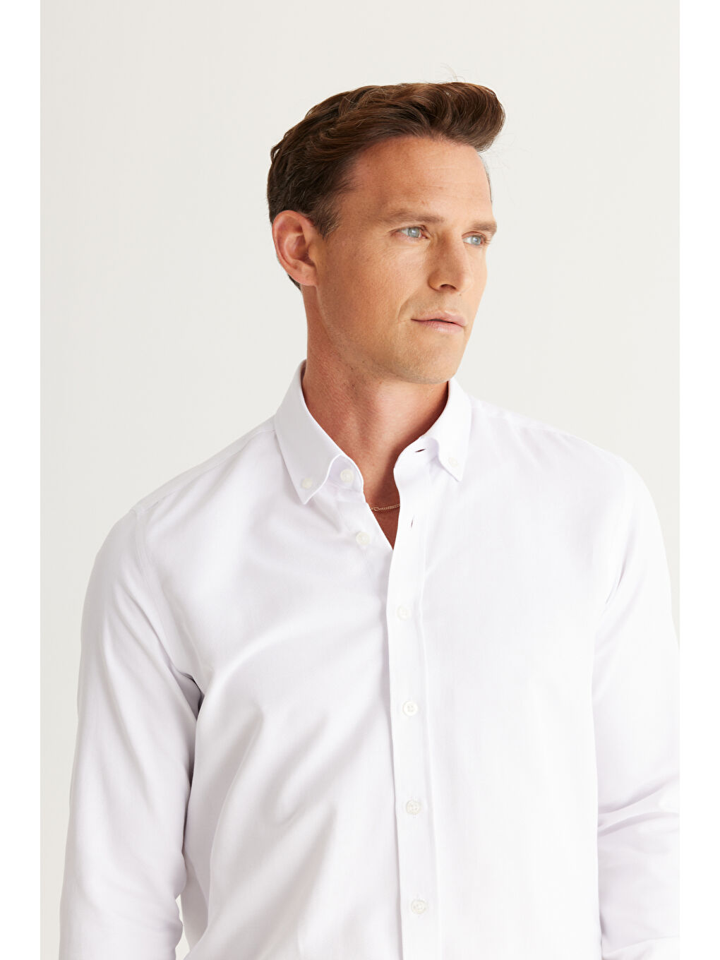Erkek Beyaz Slim Fit Dar Kesim Oxford Düğmeli Yaka Armürlü Pamuklu Gömlek-4