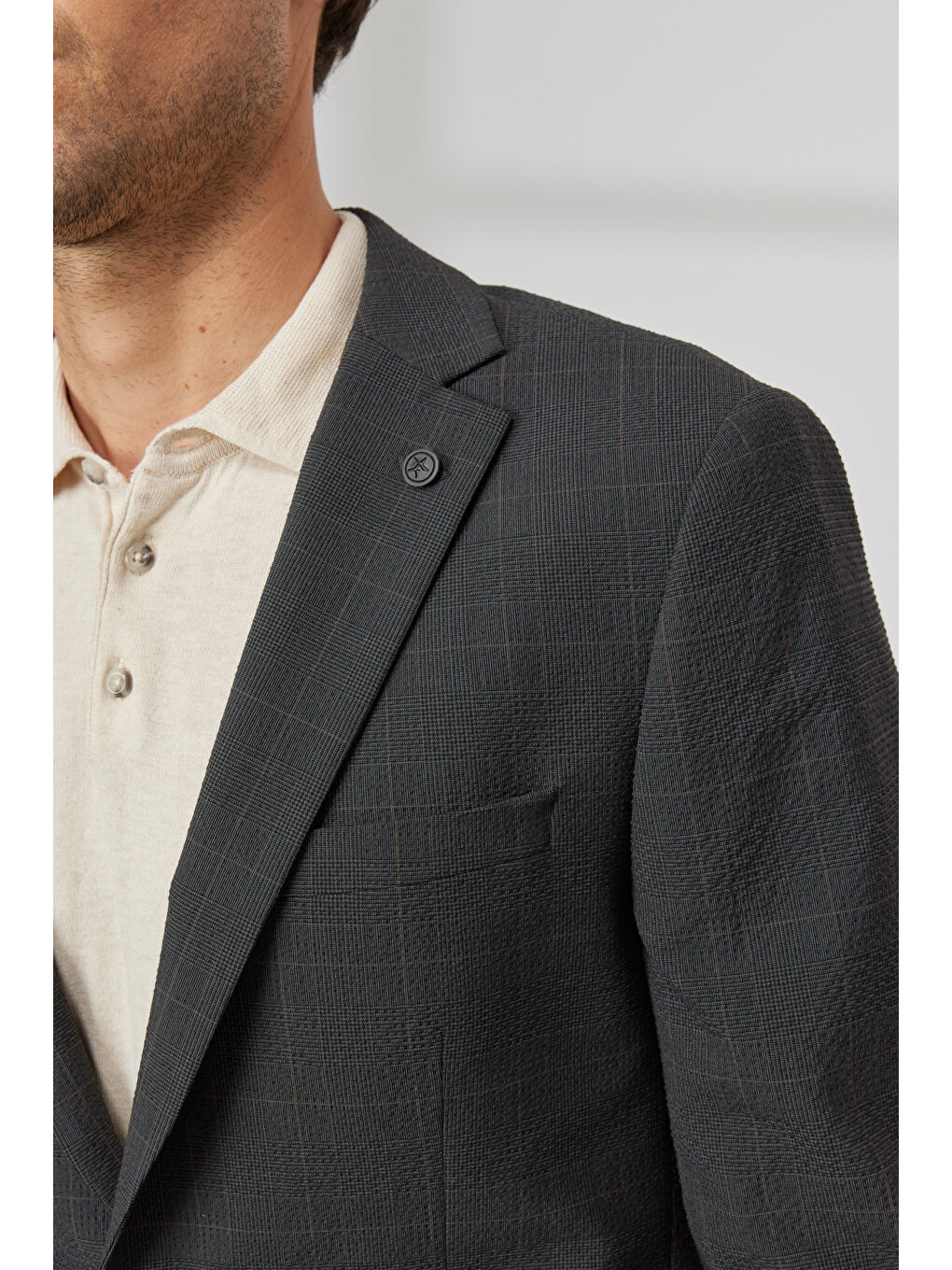 Erkek Antrasit-Kahverengi Slim Fit Dar Kesim Mono Yaka Gofre Desenli Takım Elbise-4