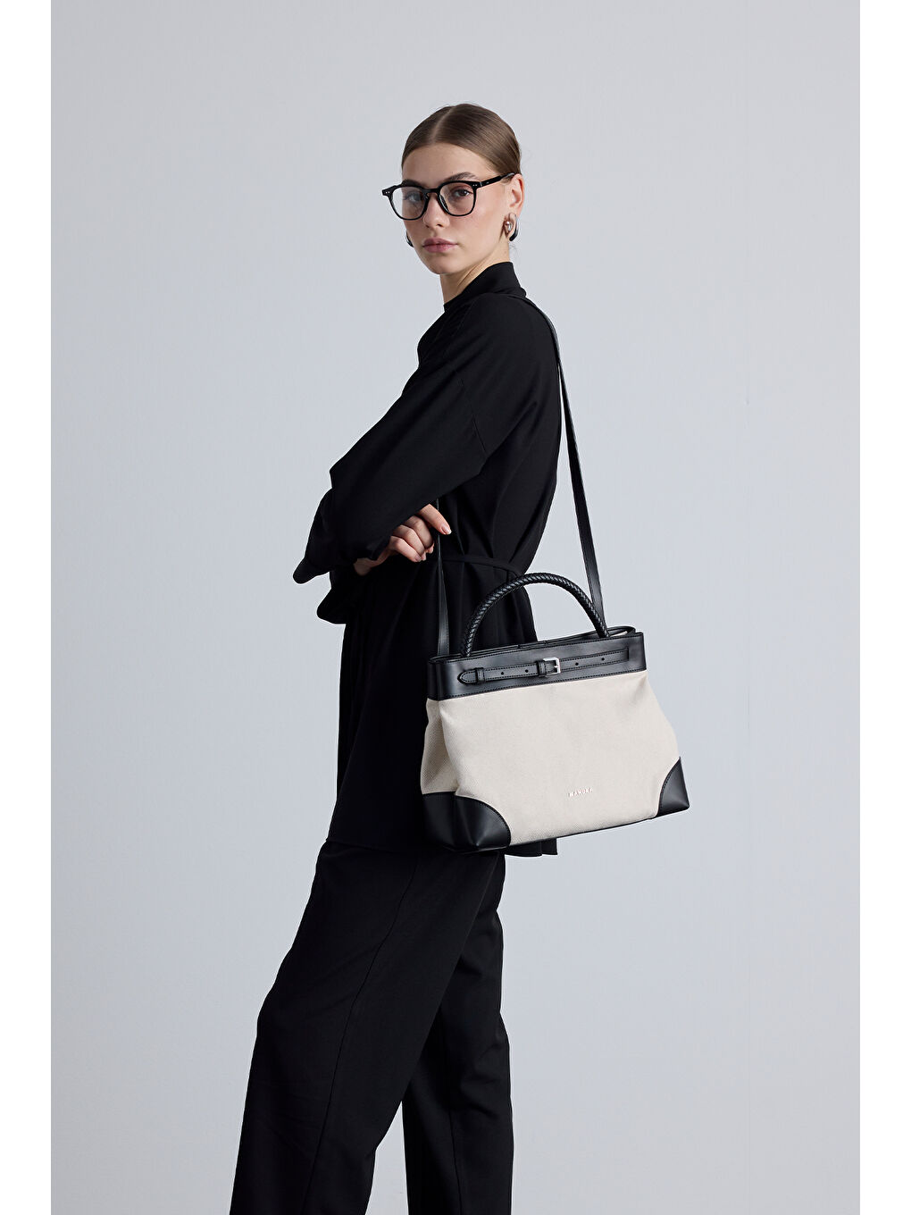 Kemer Detaylı Kanvas Çanta Bej-1