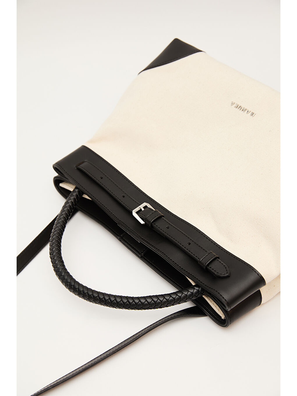 Kemer Detaylı Kanvas Çanta Bej-7