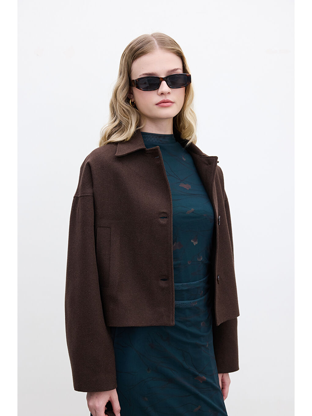 Dori Kısa Kaşe Kaban Kahverengi-4