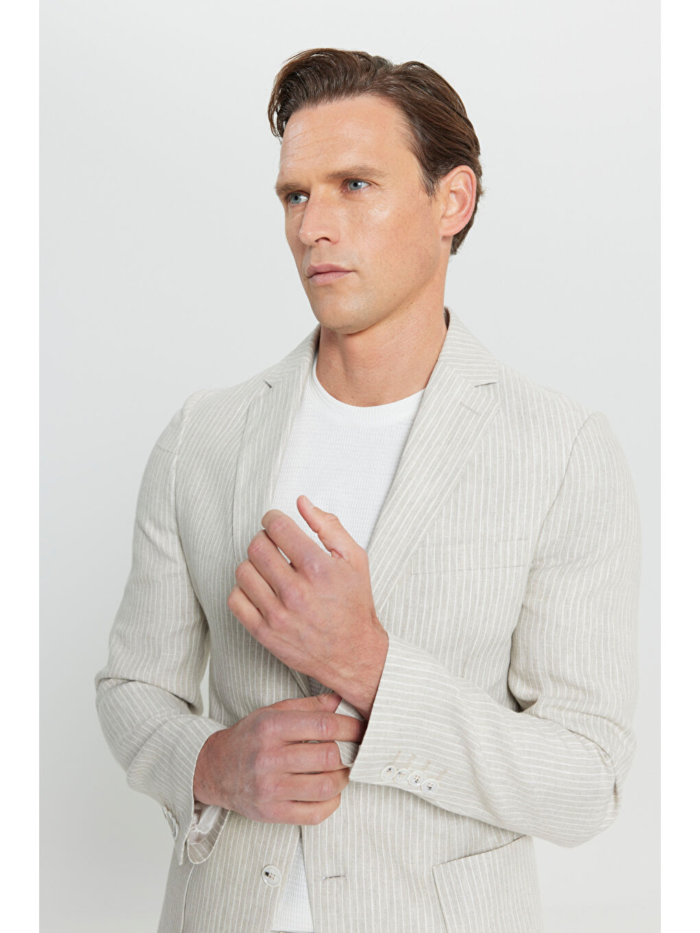 Erkek Bej %100 Keten Slim Fit Dar Kesim Mono Yaka Diagonal Desenli Torba Cepli Takım Elbise-5