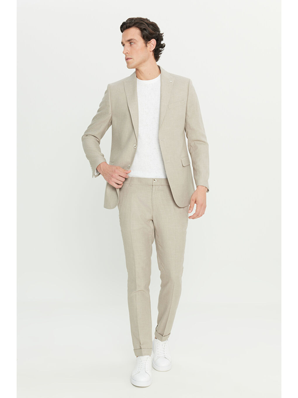 Erkek Bej Slim Fit Dar Kesim Kırlangıç Yaka Kapak Cepli Çizgili Takım Elbise-3