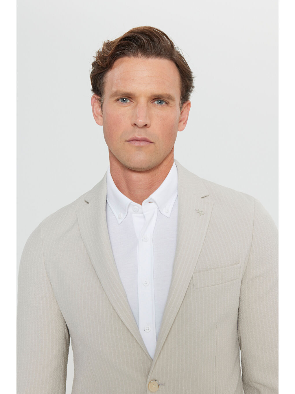 Erkek Bej Slim Fit Dar Kesim Mono Yaka Çizgili Gofre Desenli Torba Cepli Esnek Takım Elbise-4