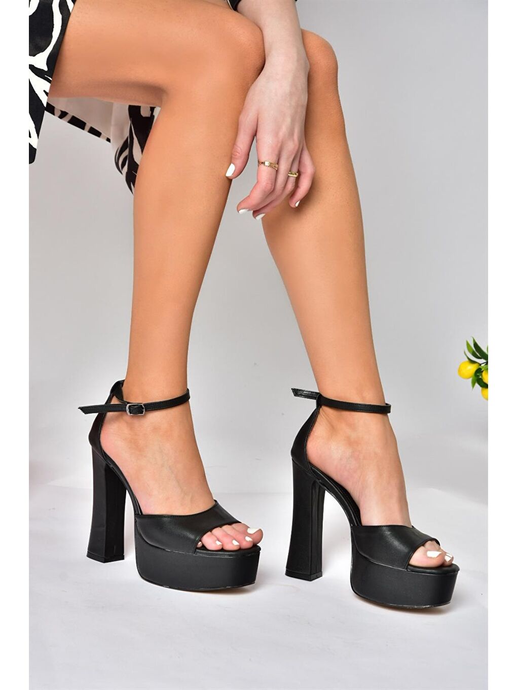 P404560709 Siyah Platform Yüksek Topuklu Kadın Ayakkabı-2