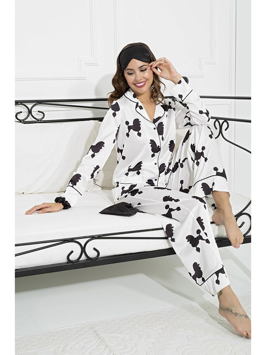 For You Moda Beyaz 6'lı Köpek Desen Beyaz Saten Pijama Takımı - 4