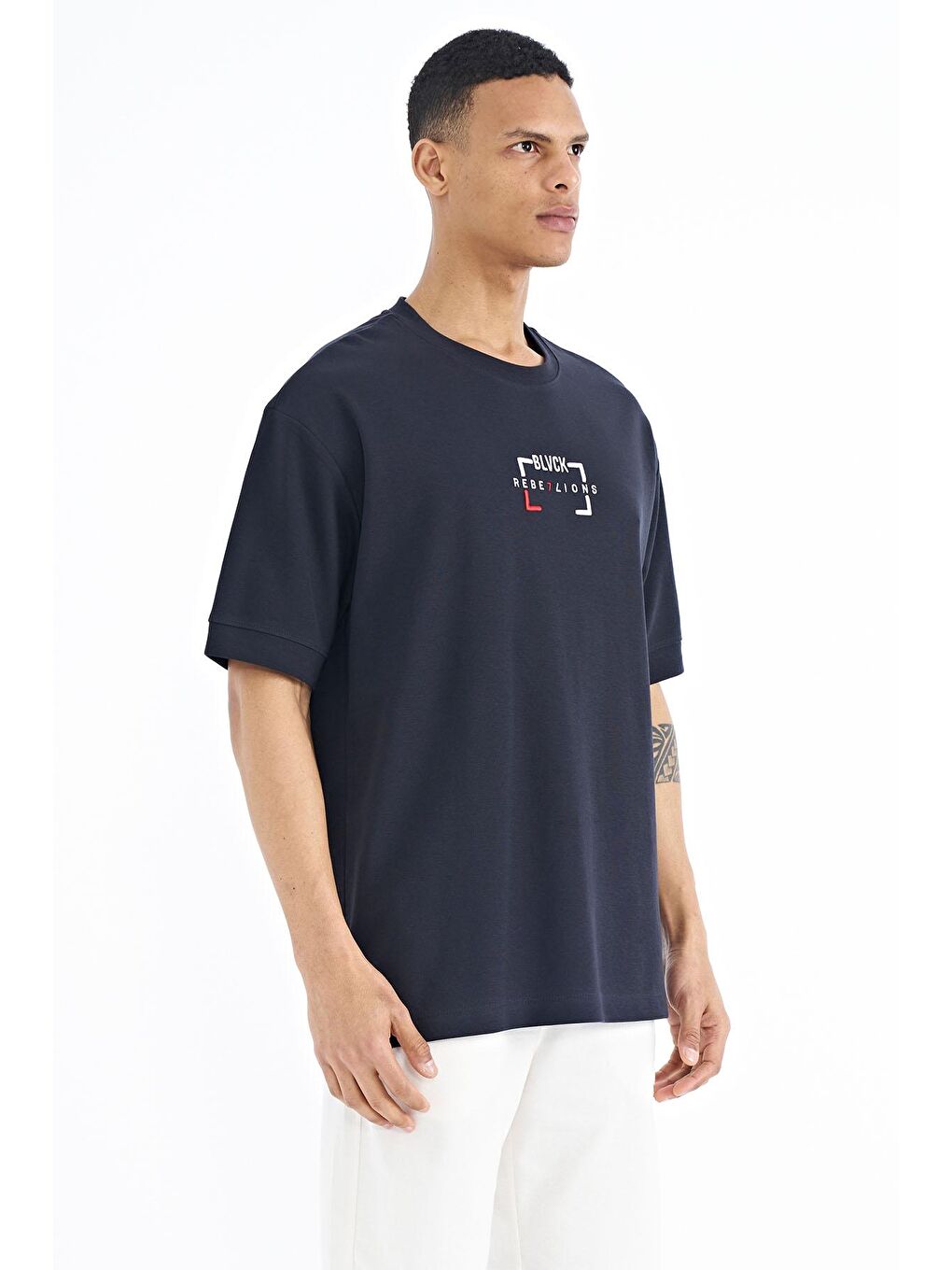 Lacivert Yazı Nakışlı O Yaka Oversize Erkek Tişört - 88192-4