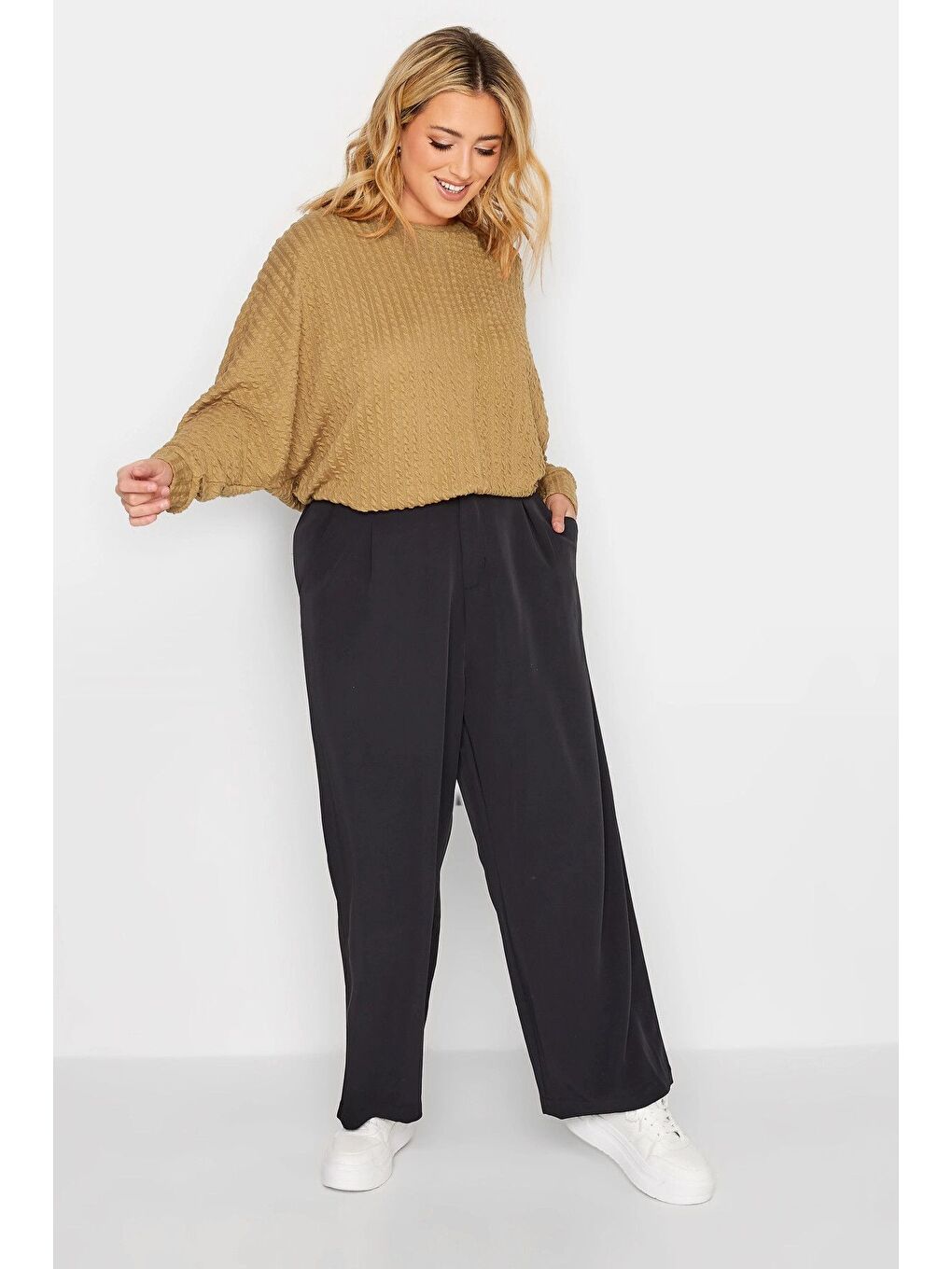 Kahverengi Büyük Beden Bisiklet Yaka Uzun Yarasa Kol İnce Bluz 301719-1