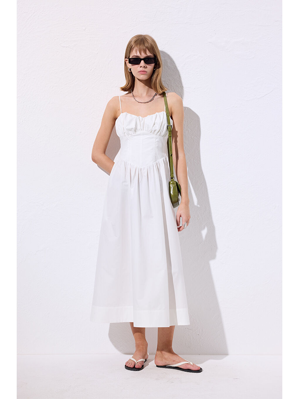 Büzgülü Korsajlı Elbise Ekru-1