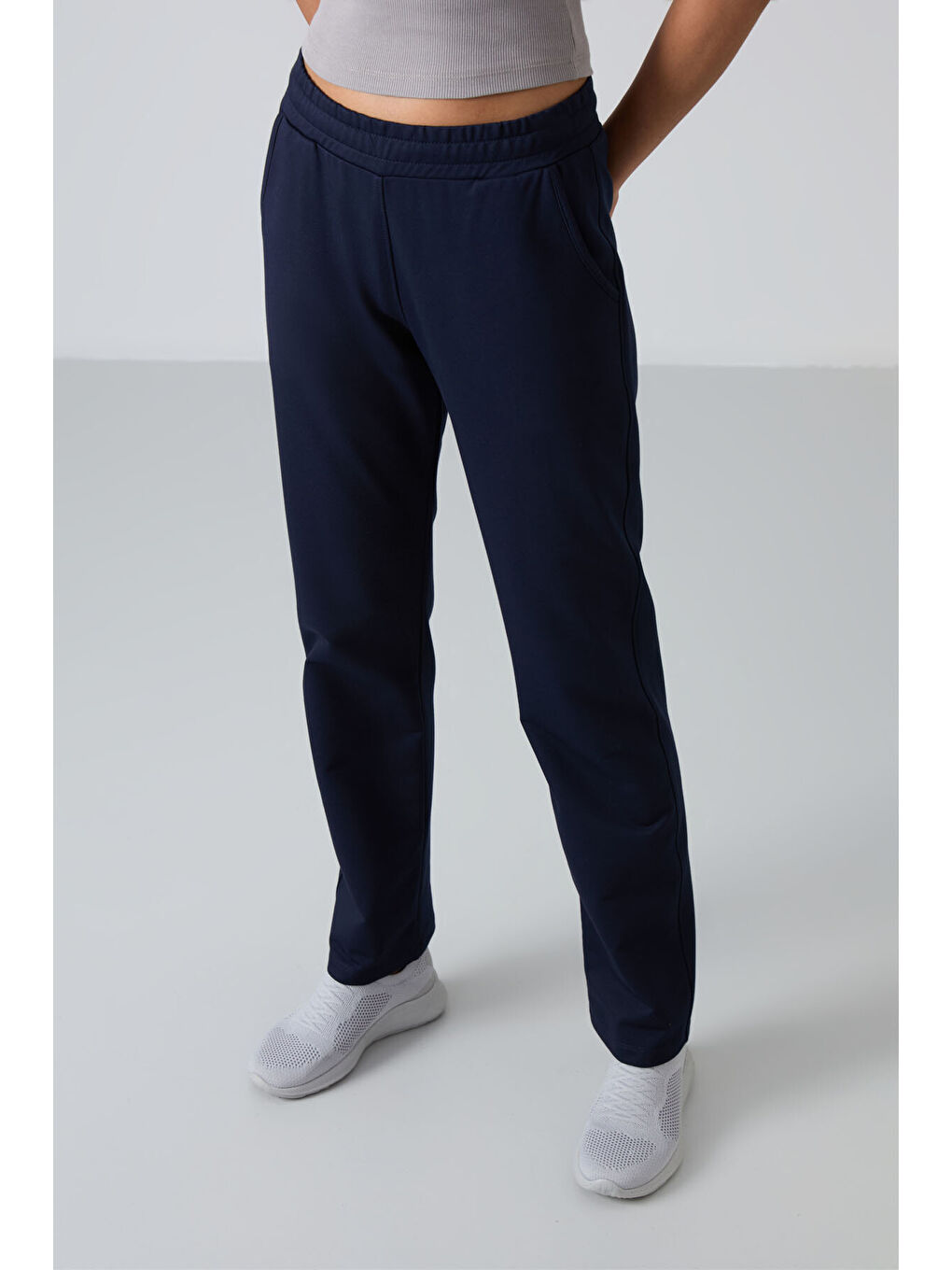 İndigo Yüksek Bel Cepli Rahat Form Klasik Paça Kadın Eşofman Alt - 94584-3