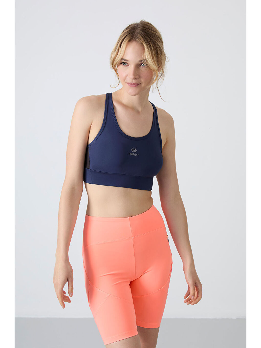 İndigo Çapraz Sırt Detaylı Slim Fit U Yaka Pedli Kadın Spor Büstiyer - 97121-2