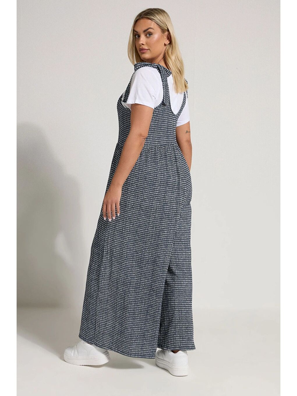 Lacivert Büyük Beden Bol Paça Askıları Bağlamalı Kare Desenli Maxi Tulum 160362-4