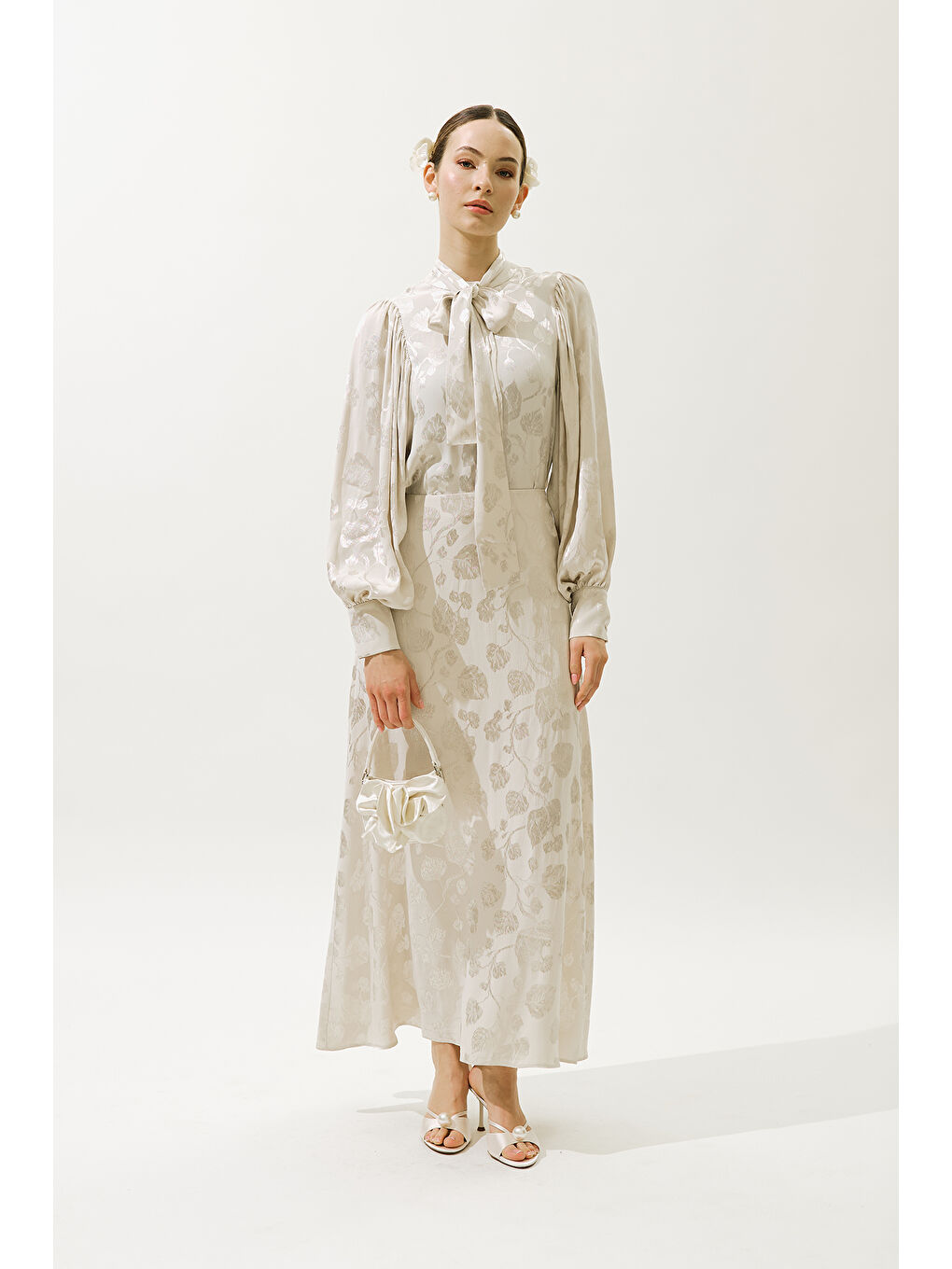 Bej Jakarlı Saten Etek Vanilya-3